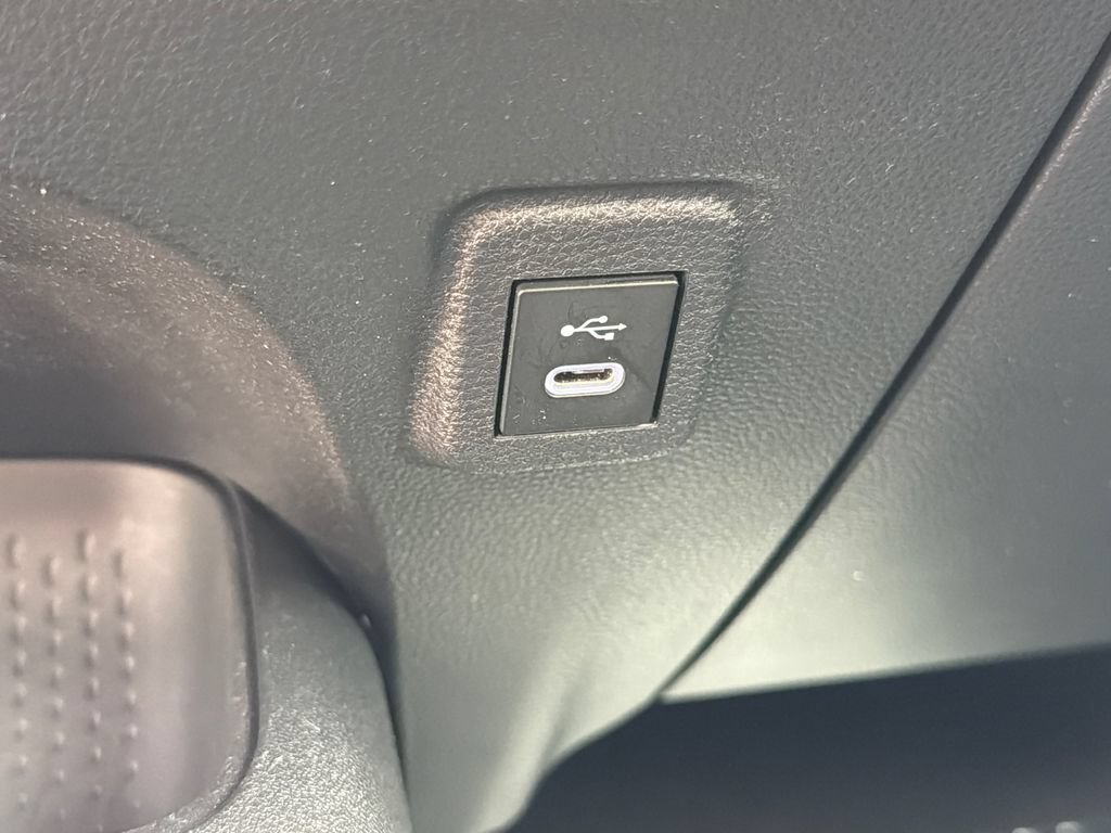 Used 2025 Toyota Corolla LE FWD image 26