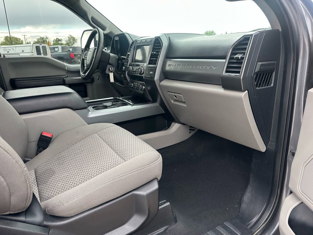 Used 2021 Ford F250 XLT w/ XLT Premium Package AWD/4WD image 14