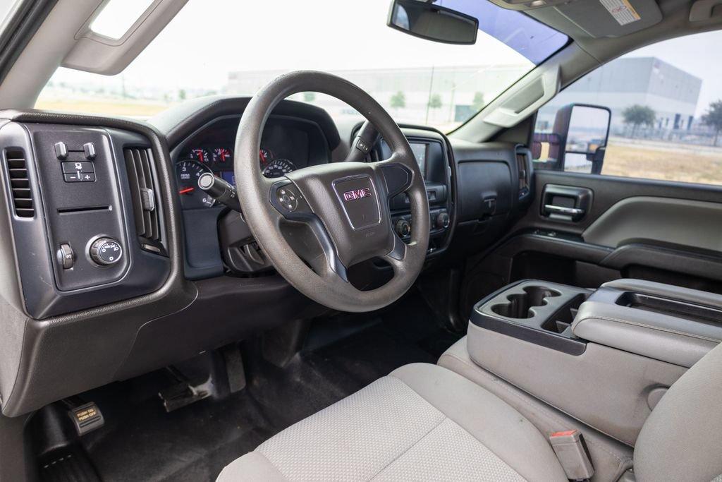 Used 2019 GMC Sierra 2500 2WD Crew Cab image 9