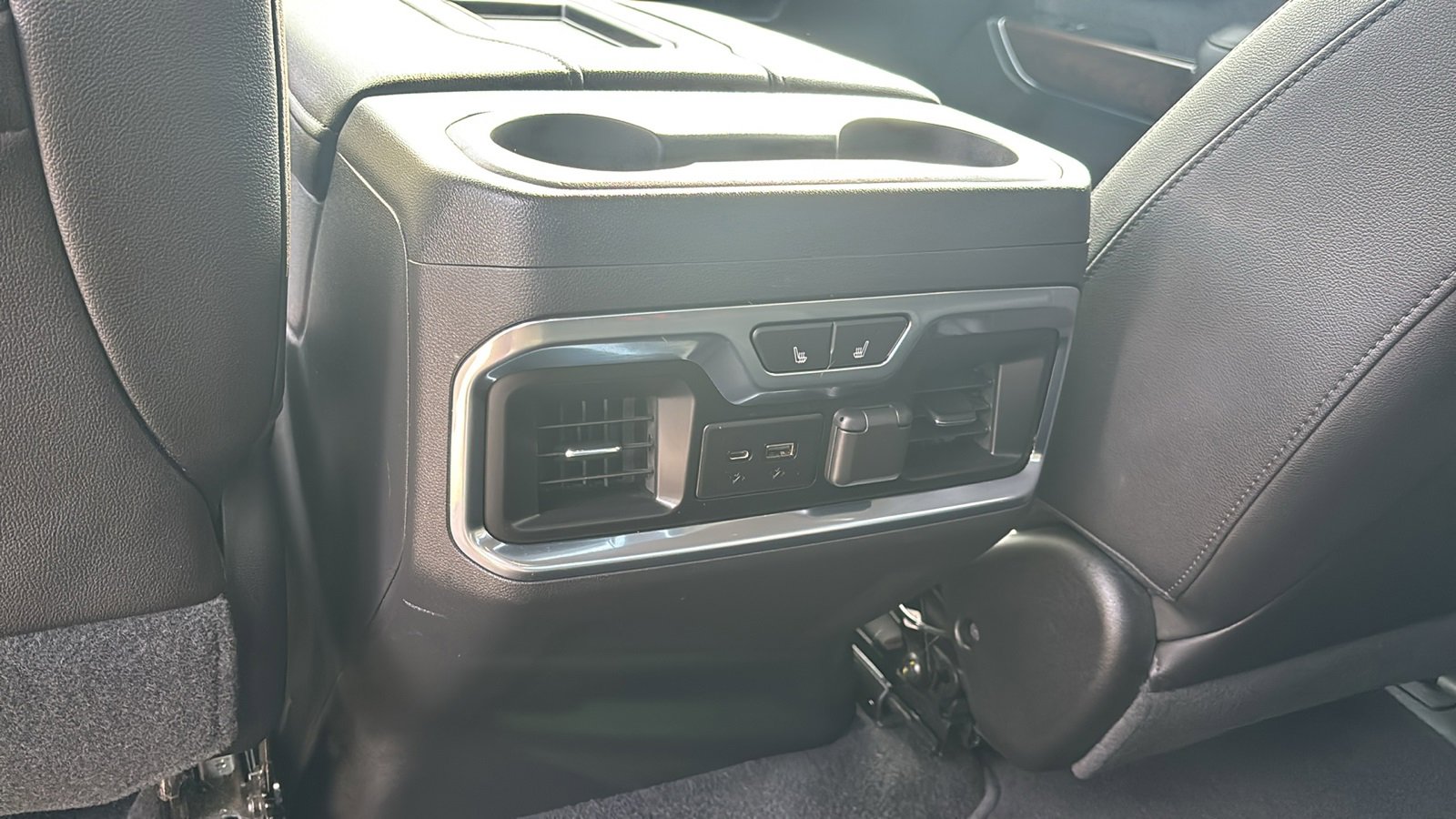 Used 2020 GMC Sierra 1500 SLT w/ SLT Premium Package image 28