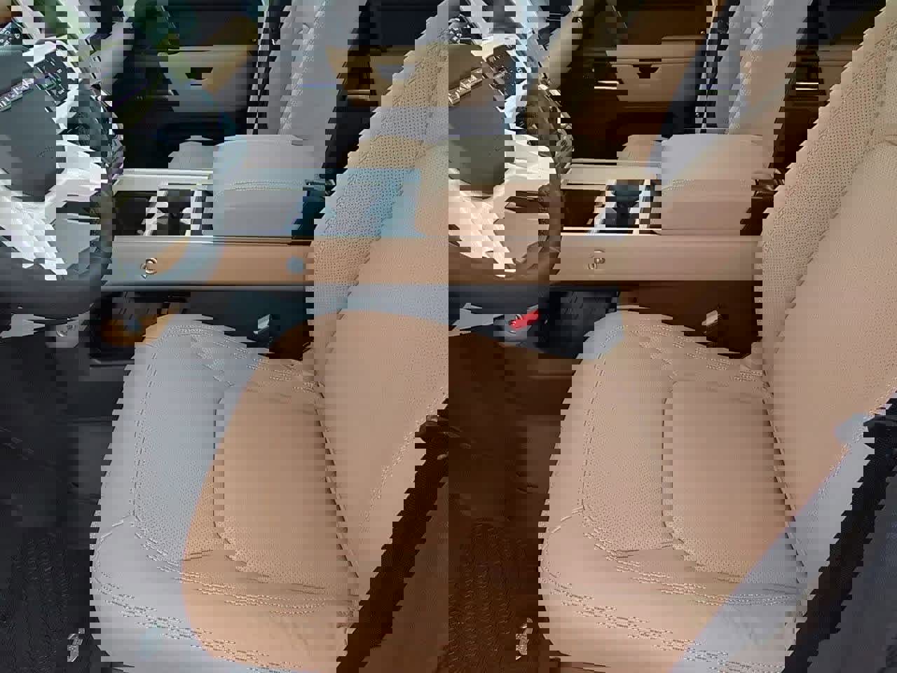 New 2026 Land Rover Defender 110 X-Dynamic SE image 16