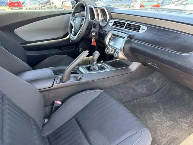 Used 2013 Chevrolet Camaro LS image 19