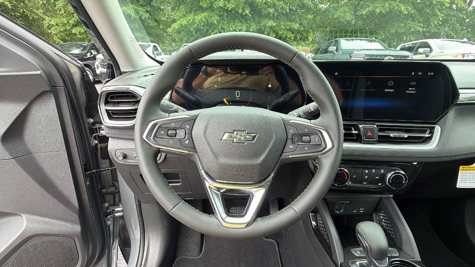 New 2026 Chevrolet TrailBlazer LT w/ Midnight Edition FWD image 21