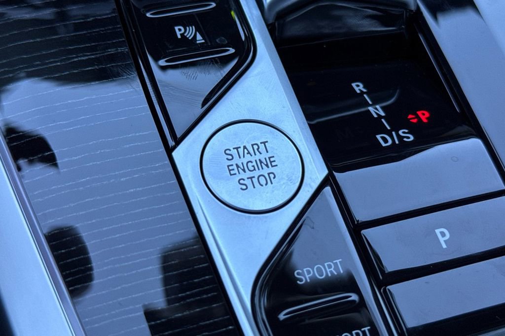 New 2026 BMW X7 xDrive40i w/ M Sport Package image 26