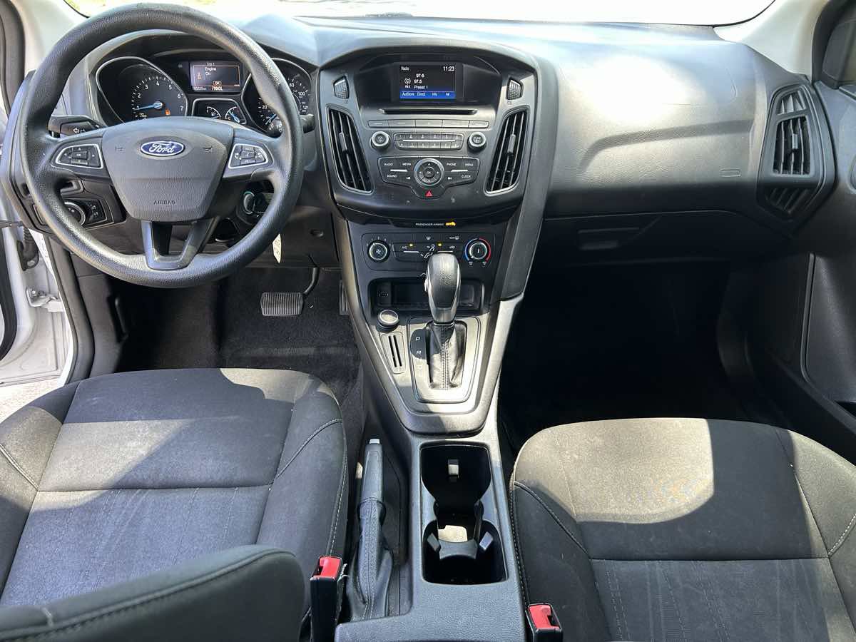 Used 2017 Ford Focus S image 21