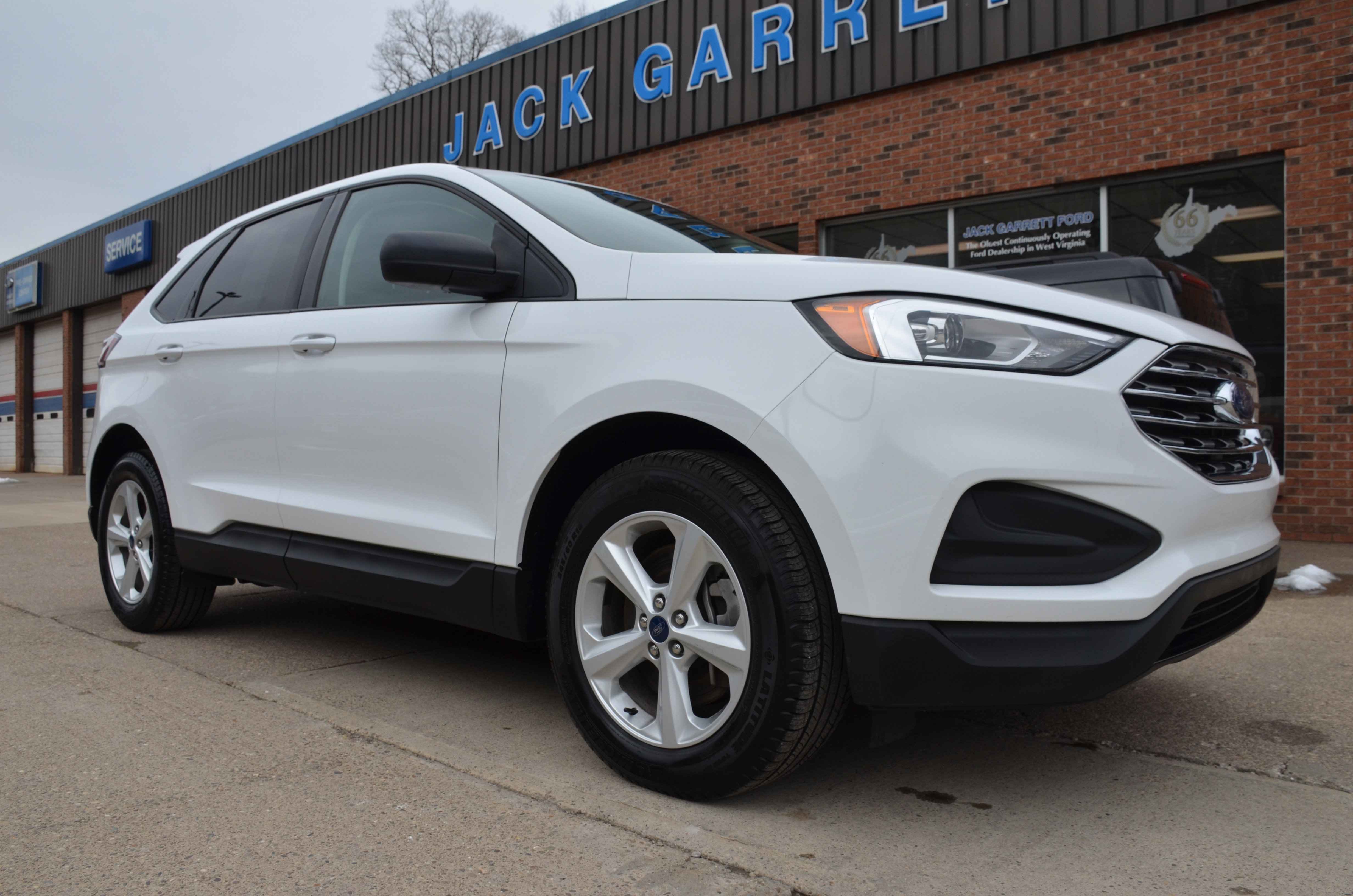 Used 2022 Ford Edge SE