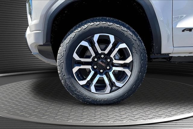 New 2026 GMC Canyon AT4 w/ Technology Plus Package AWD/4WD image 13