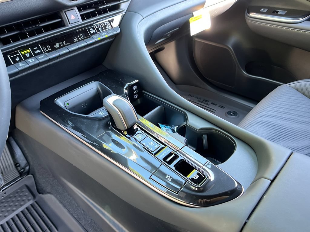 New 2026 Toyota Crown Platinum AWD/4WD image 20