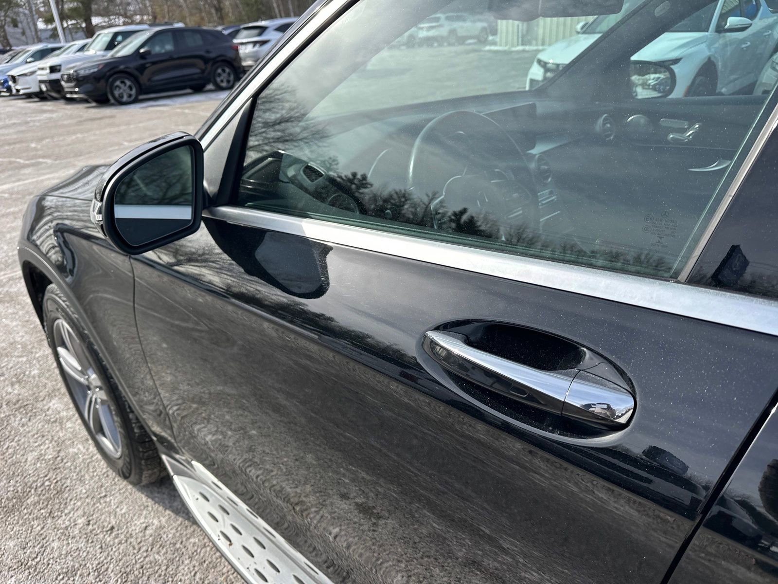 Used 2021 Mercedes-Benz GLC 300 4MATIC image 11