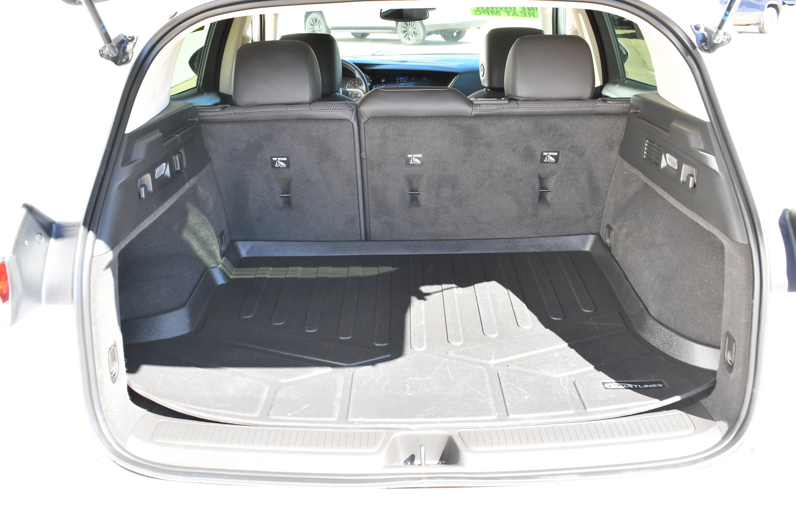 Used 2023 Buick Envision Preferred FWD image 8