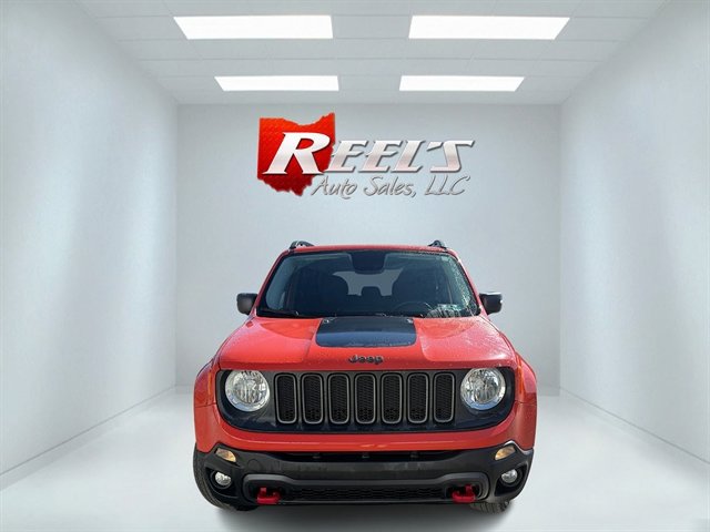 Used 2017 Jeep Renegade Trailhawk image 2