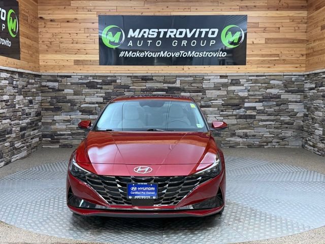 Used 2023 Hyundai Elantra Limited w/ Preferred Accessory Package FWD video 3