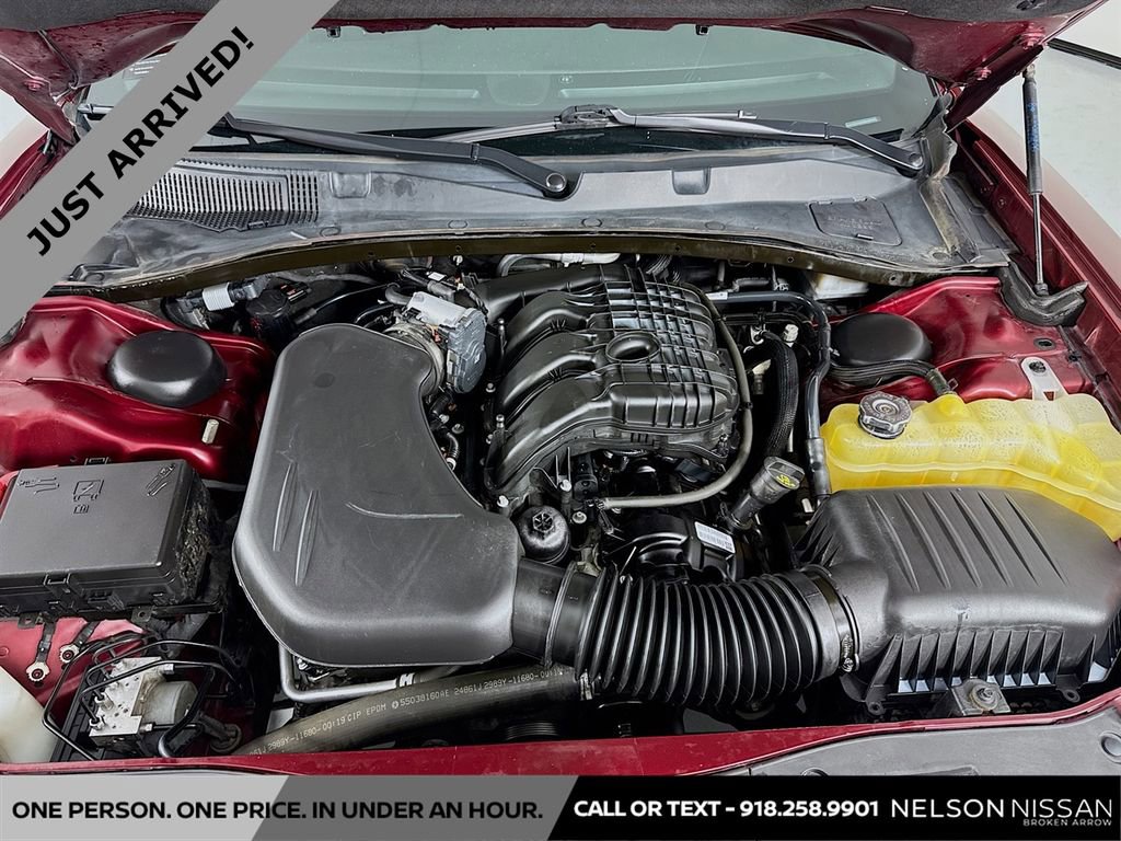 Used 2019 Dodge Charger SXT w/ Leather Interior Group image 29