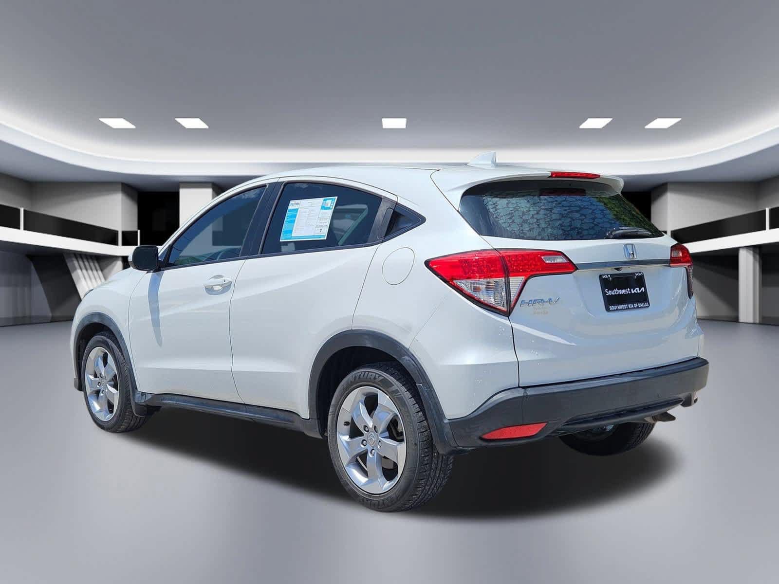 Used 2020 Honda HR-V LX image 4