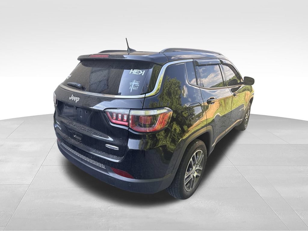 Used 2020 Jeep Compass Latitude AWD/4WD image 7