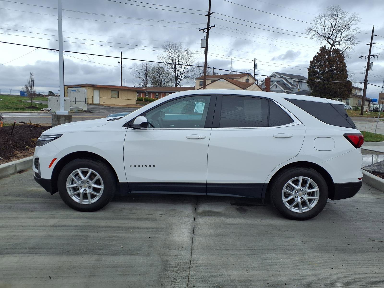 Used 2024 Chevrolet Equinox LT image 26