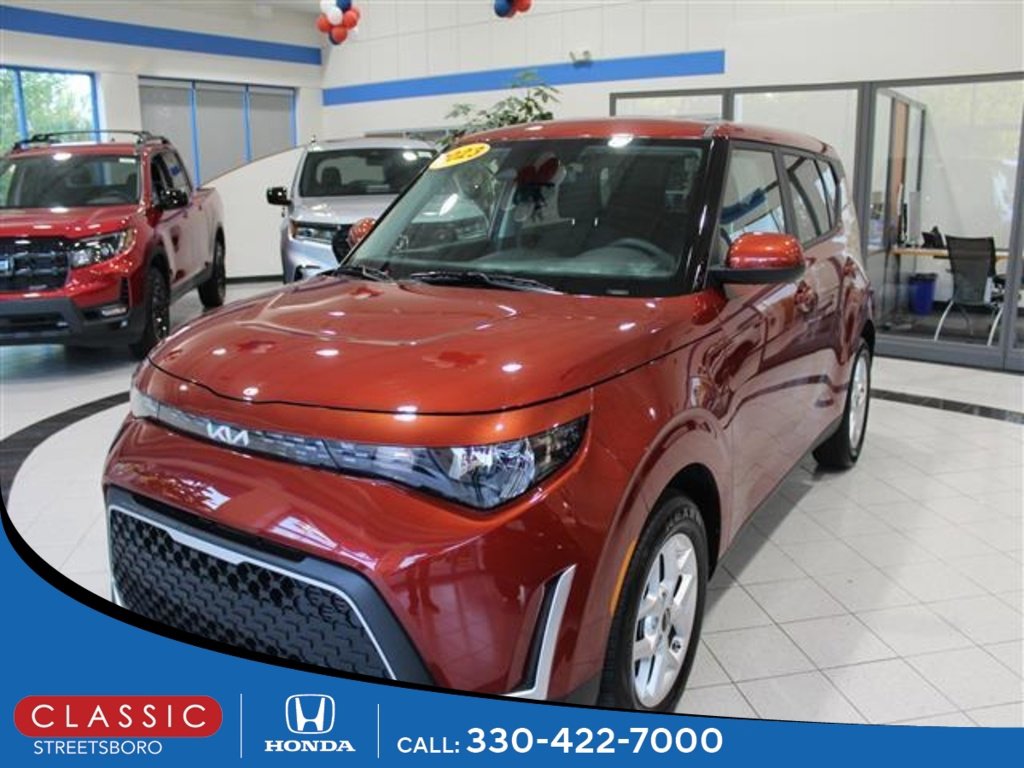 Used 2023 Kia Soul LX w/ LX Technology Package