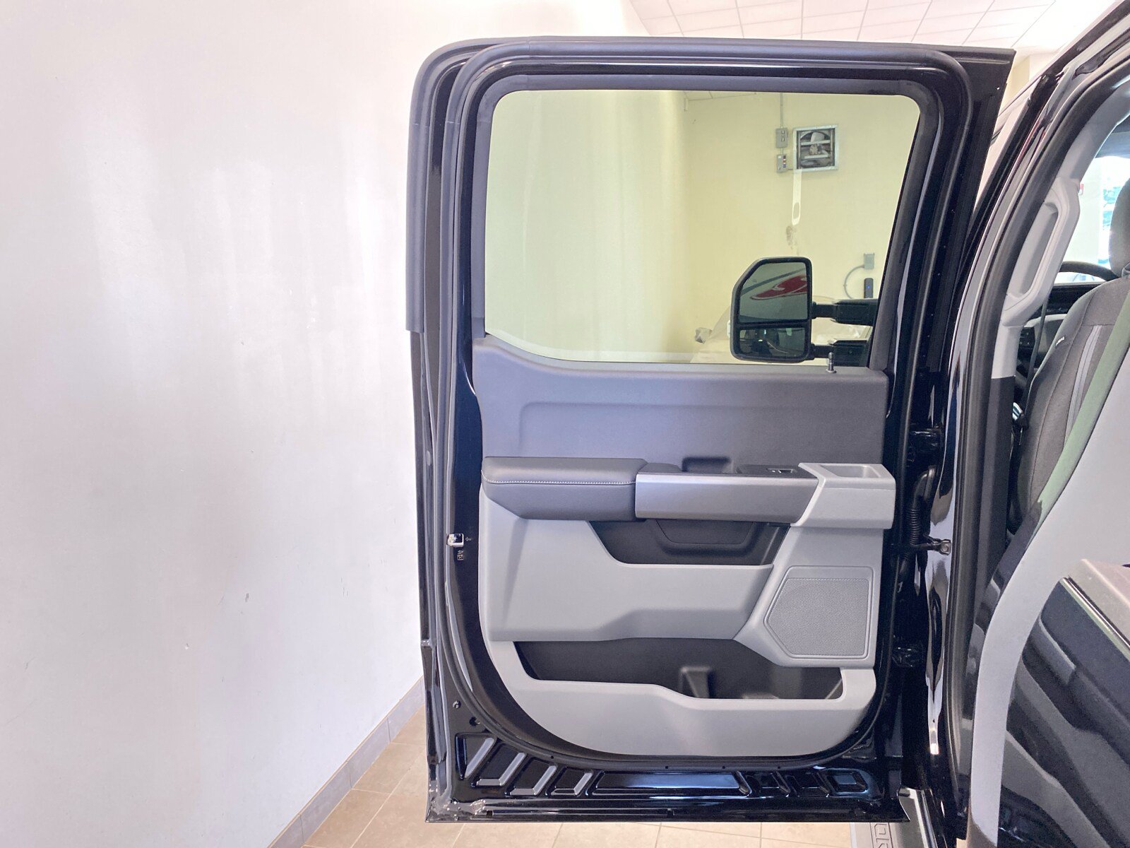 New 2026 Ford F250 4x4 Crew Cab Super Duty image 15