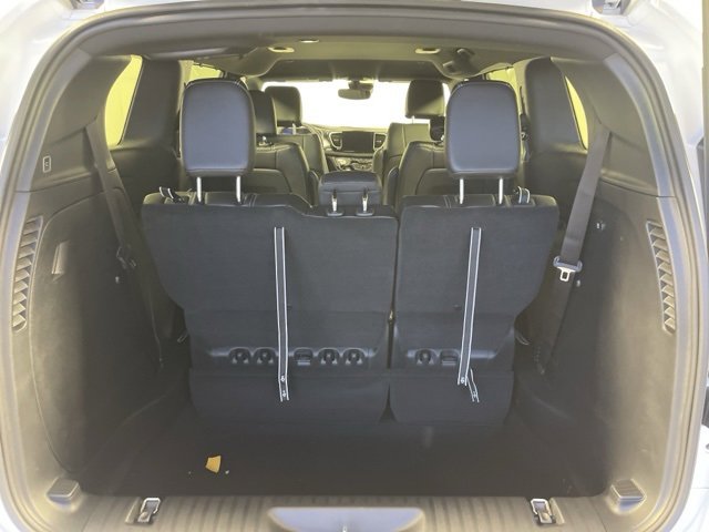 New 2026 Chrysler Pacifica Select image 8