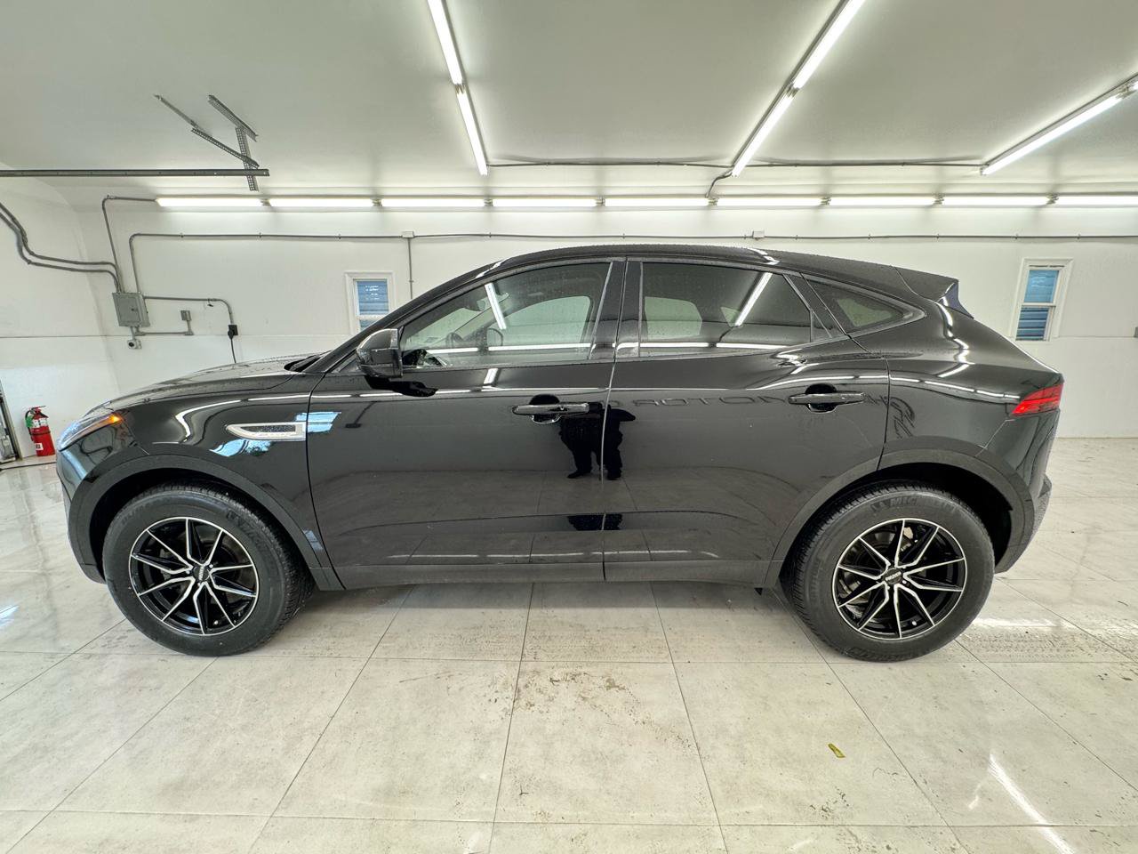 Used 2020 Jaguar E-PACE AWD/4WD image 9