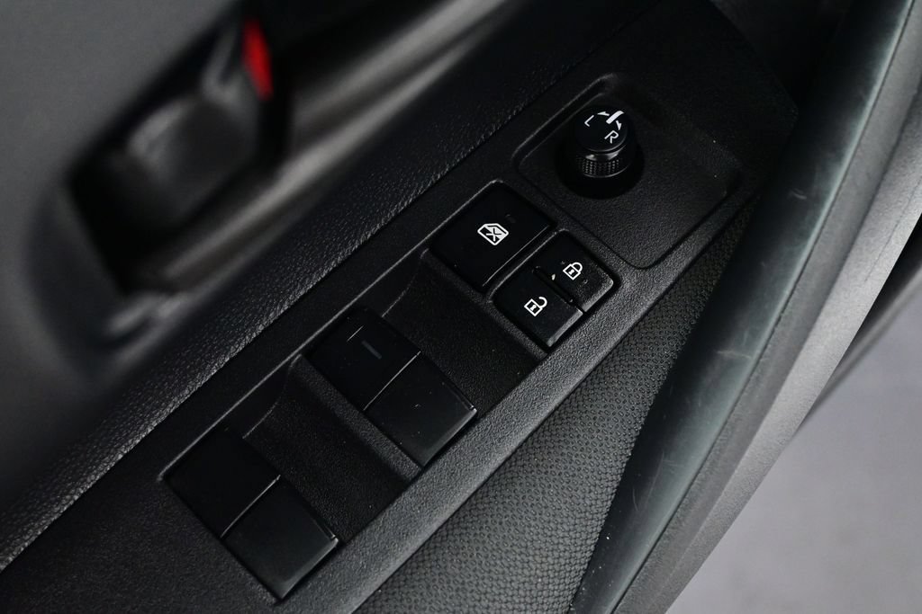 Used 2025 Toyota Corolla LE FWD image 14