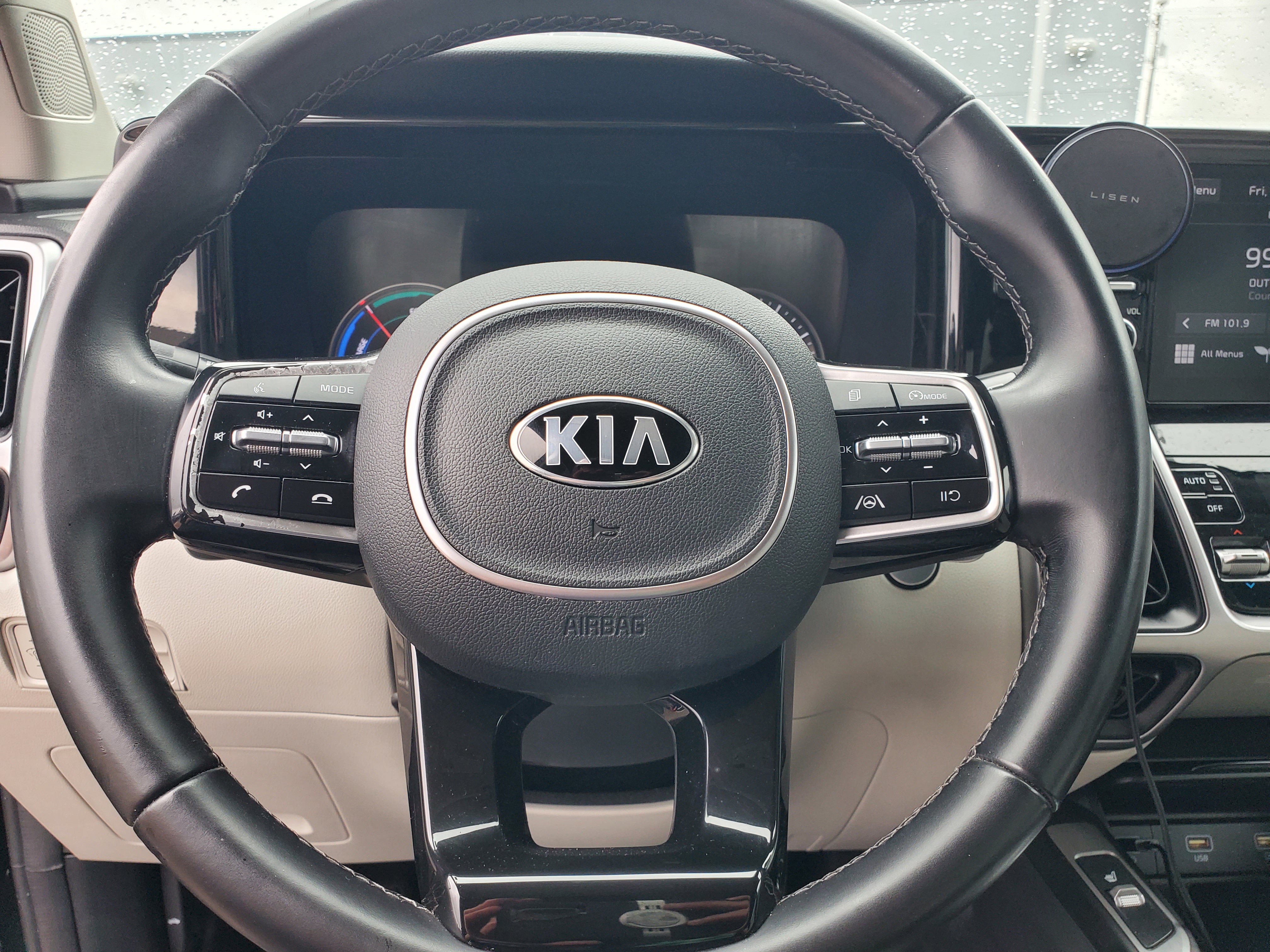 Used 2021 Kia Sorento S FWD image 23