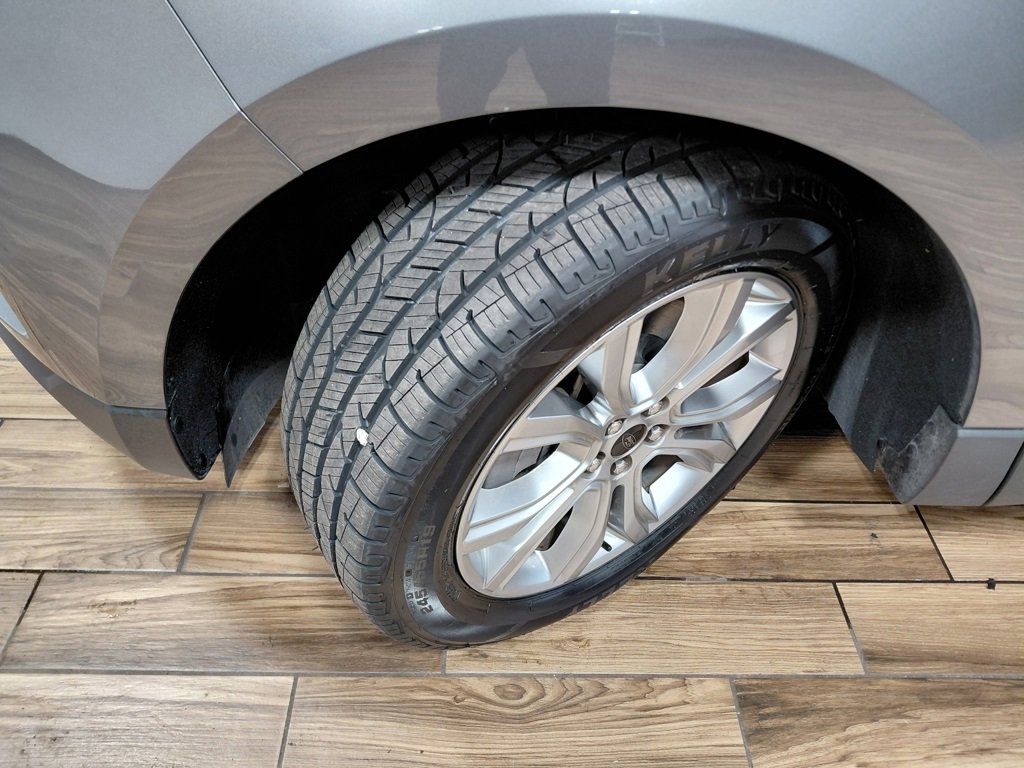 Used 2024 Ford Edge Titanium image 21