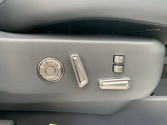 New 2026 Lincoln Nautilus Reserve image 16