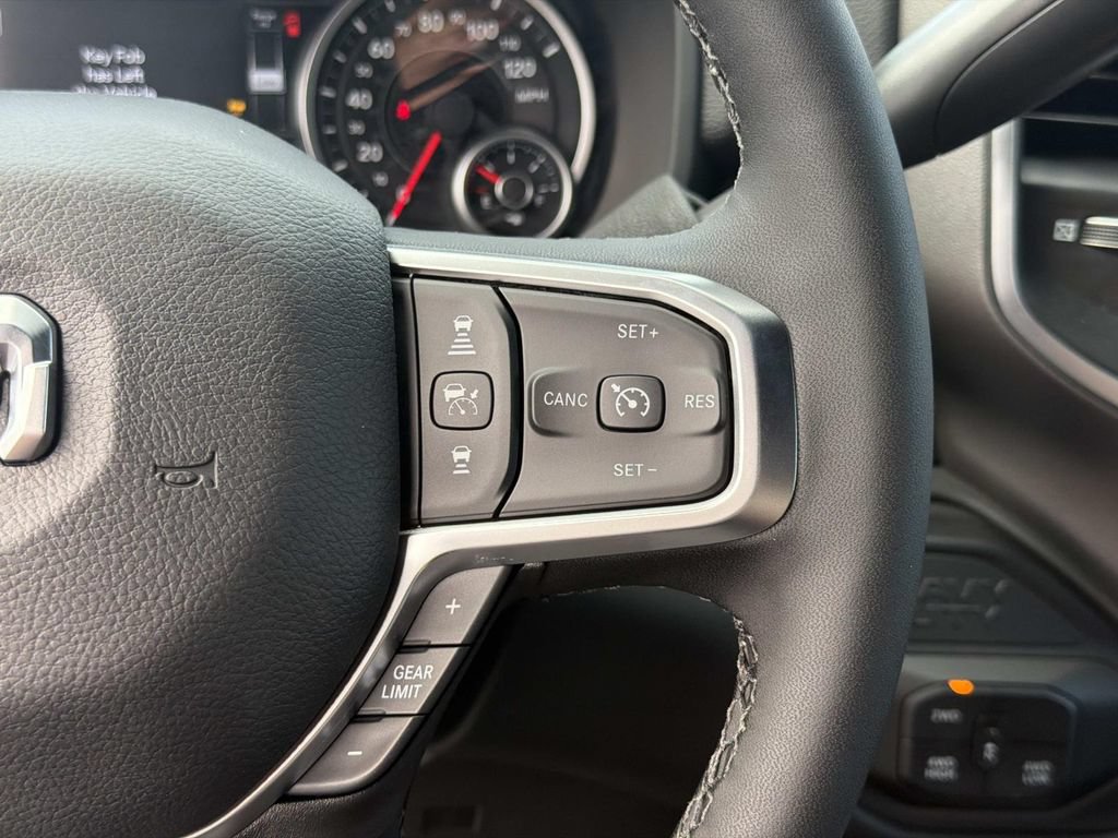 New 2026 RAM 2500 Big Horn AWD/4WD image 12
