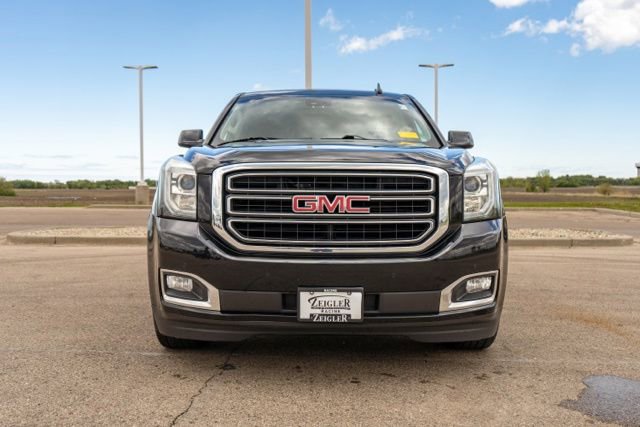 Used 2017 GMC Yukon XL SLE w/ SLE Value Package AWD/4WD image 2