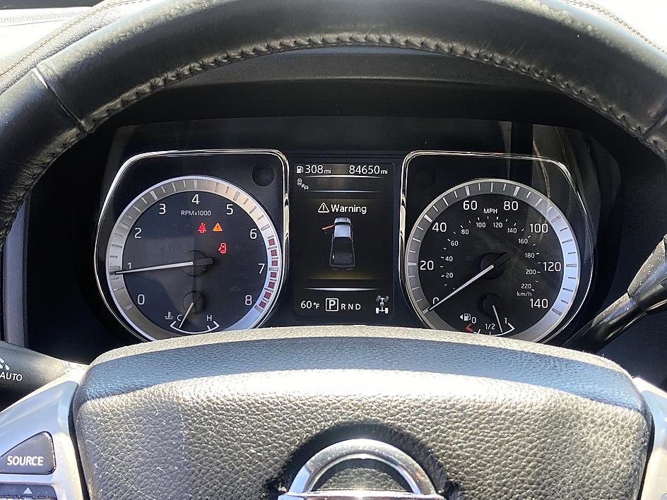 Used 2018 Nissan Titan SL w/ Chrome Package image 14