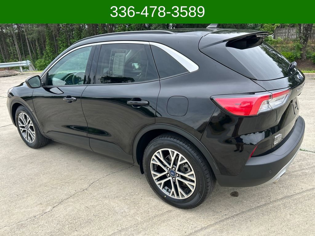 Used 2021 Ford Escape SEL w/ Technology Package FWD image 3