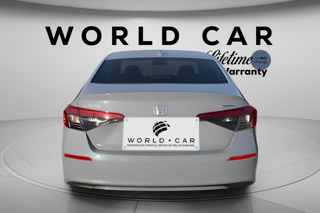 Used 2024 Honda Civic Touring image 4