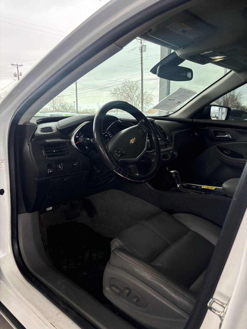 Used 2019 Chevrolet Impala LT image 6