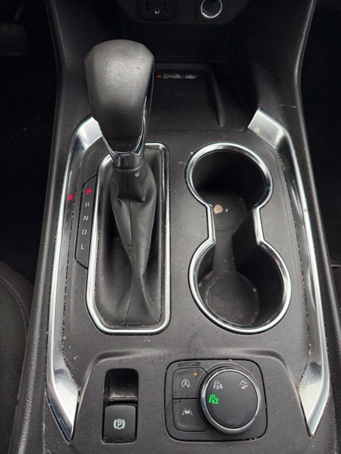 Used 2023 Chevrolet Traverse LT AWD/4WD image 29