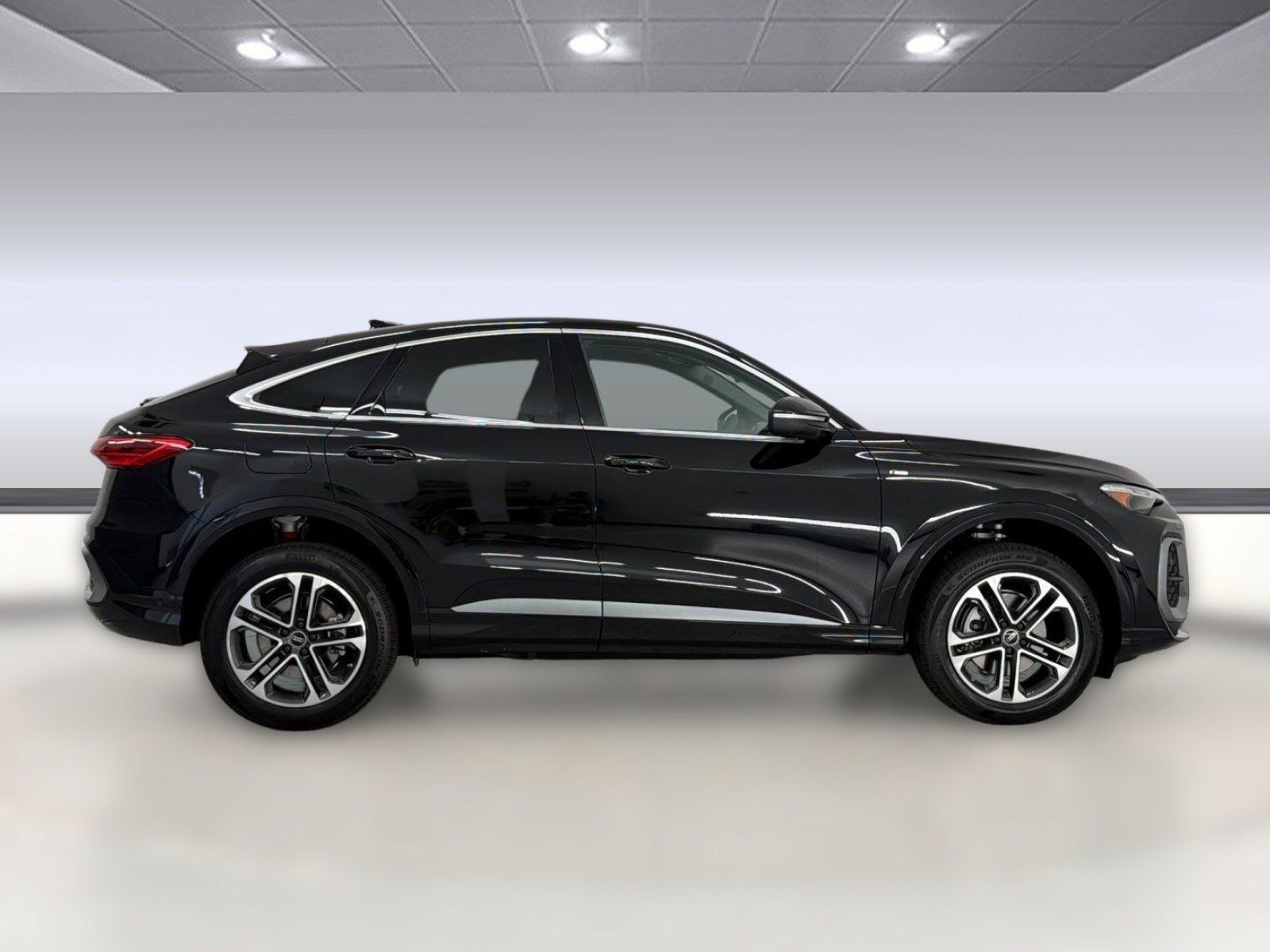New 2026 Audi Q5 Premium Plus AWD/4WD image 8