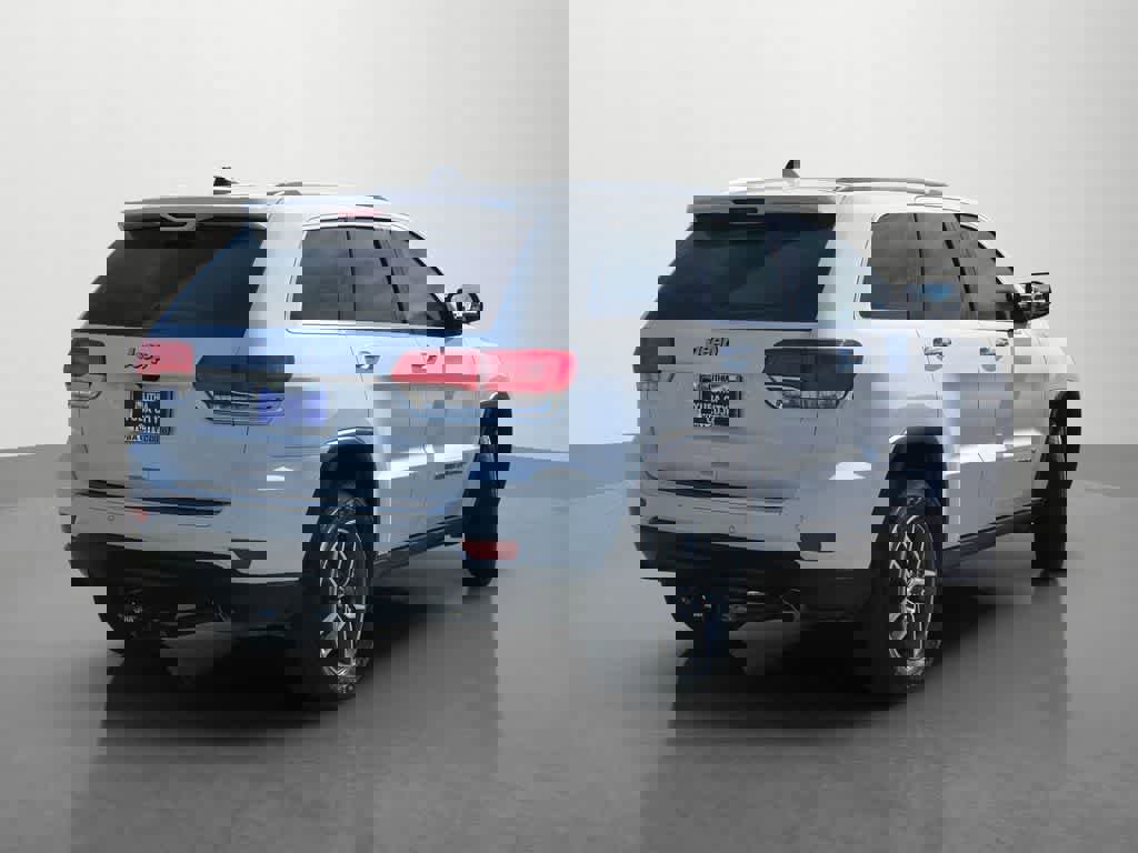 Used 2019 Jeep Grand Cherokee Limited w/ Luxury Group II image 6