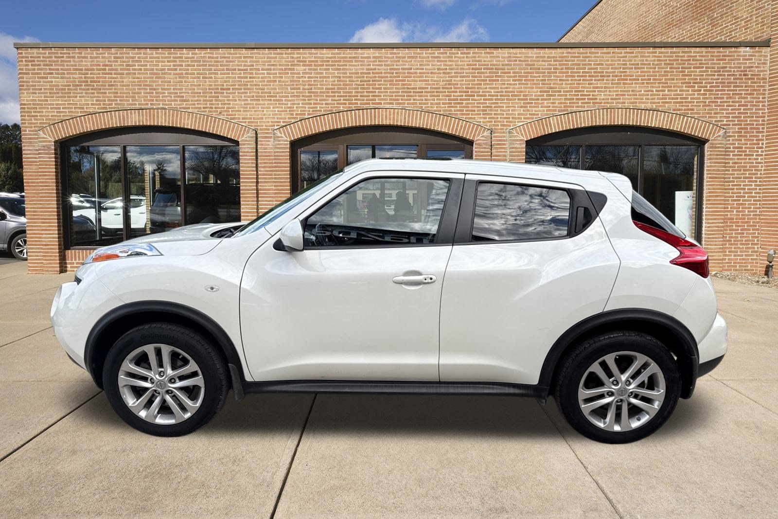 Used 2013 Nissan Juke SV AWD/4WD image 7