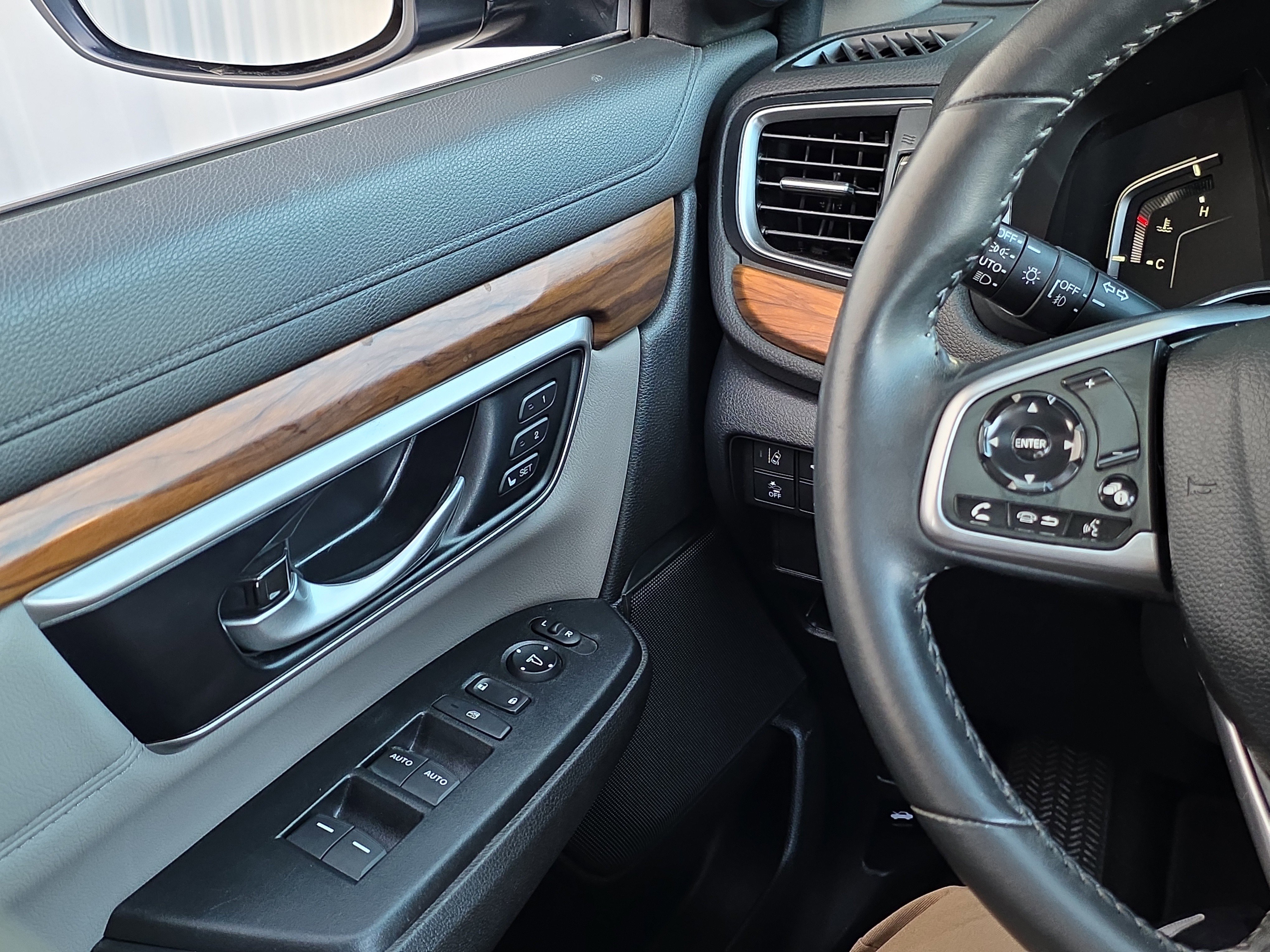 Used 2022 Honda CR-V EX-L image 25