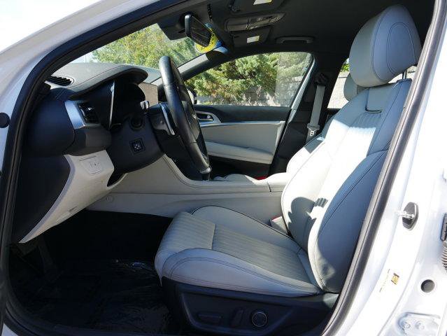 Used 2022 Genesis G70 3.3T image 12