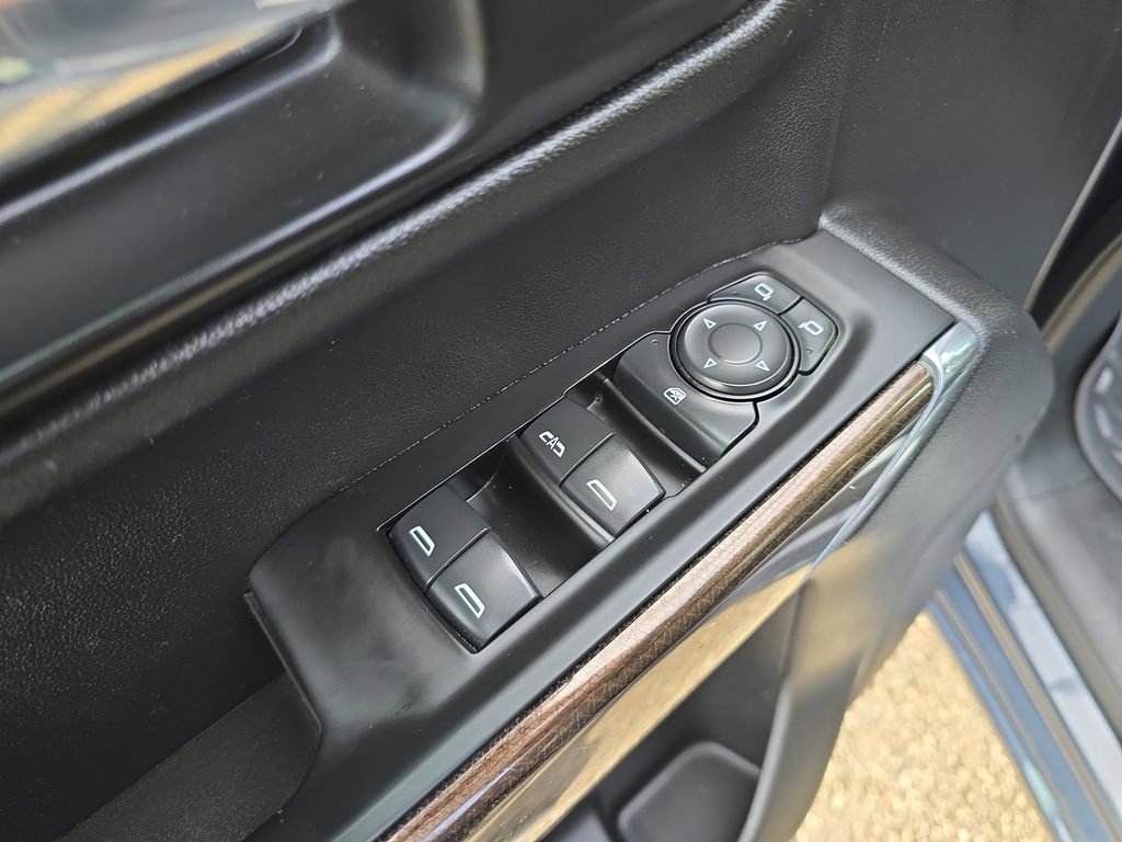 Certified 2020 Chevrolet Silverado 1500 LT w/ True North Edition image 25