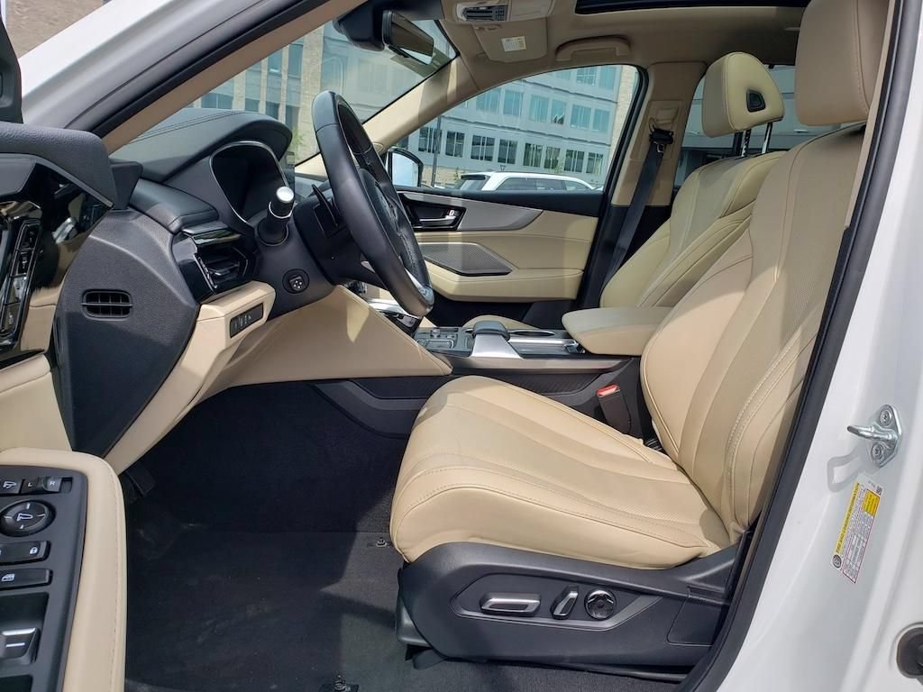 Used 2023 Acura MDX SH-AWD w/ Technology Package image 17