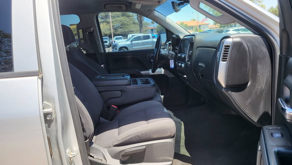 Used 2018 Chevrolet Silverado 1500 LT w/ All Star Edition AWD/4WD image 19