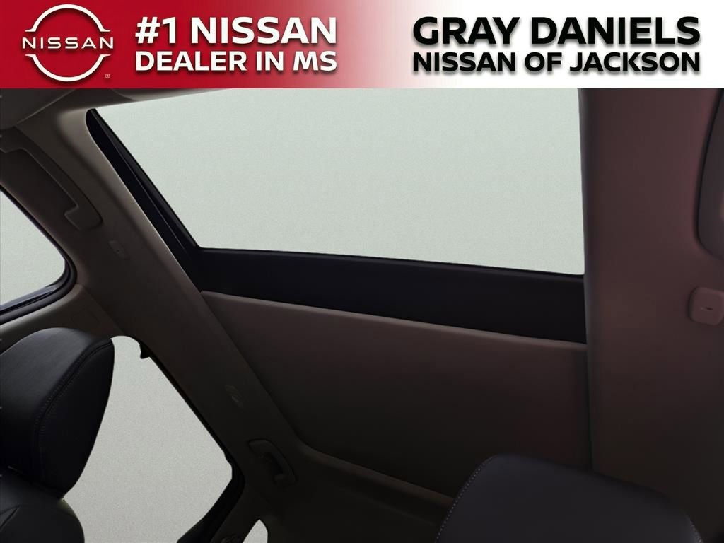 New 2026 Nissan Rogue Platinum w/ Platinum Premium Package image 10