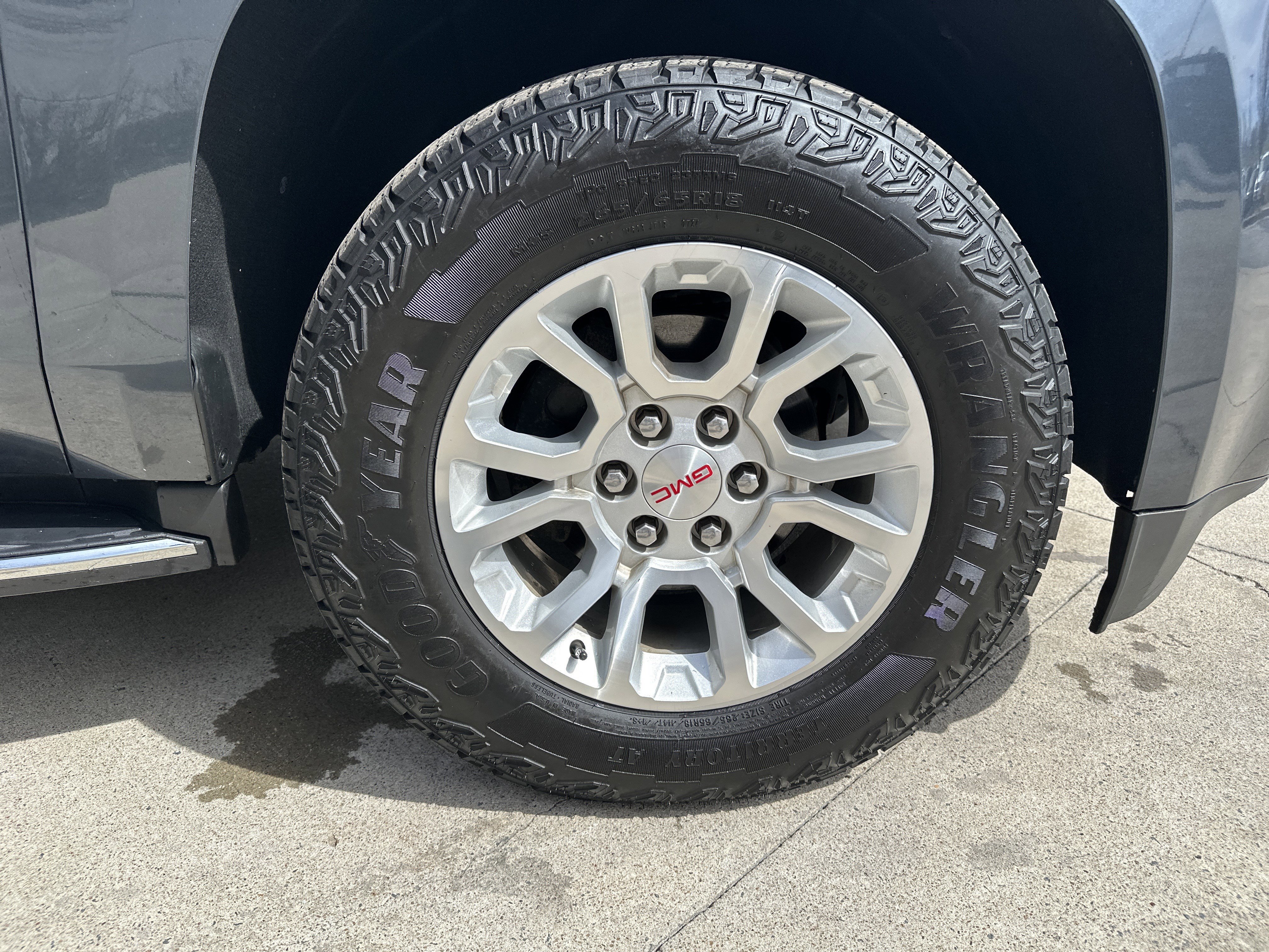 Used 2020 GMC Yukon SLT w/ Open Road Package image 32