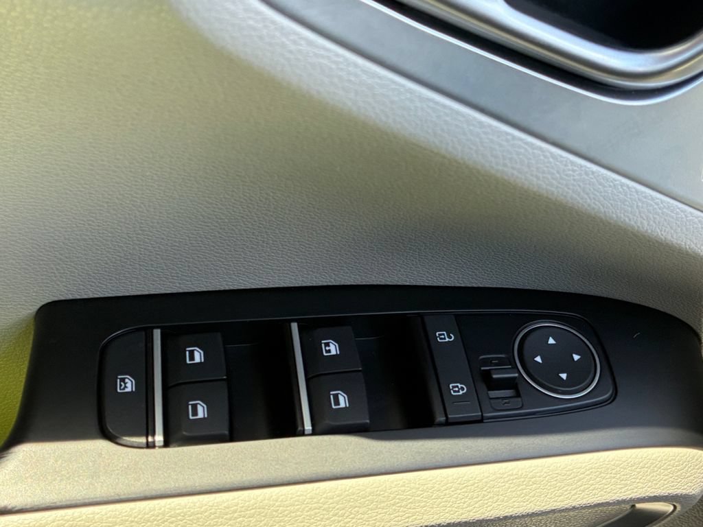 Used 2022 Kia Soul LX FWD image 7