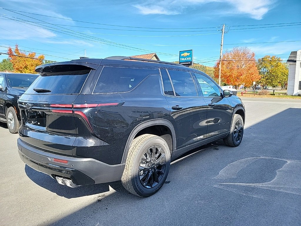 New 2026 Chevrolet Traverse LT w/ Midnight/Sport Edition image 5