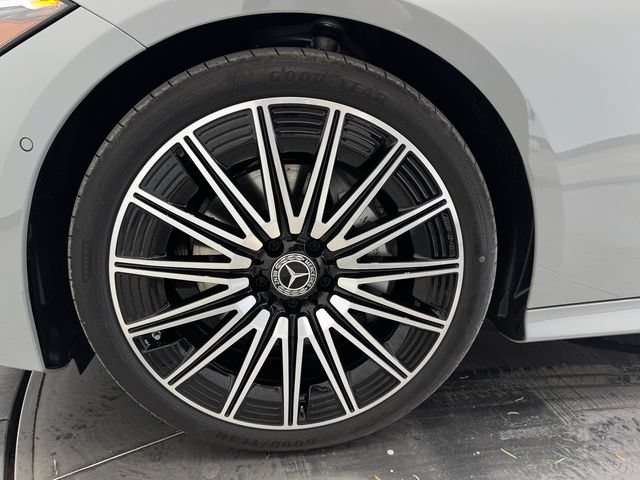 New 2027 Mercedes-Benz CLE 300 4MATIC Coupe image 10