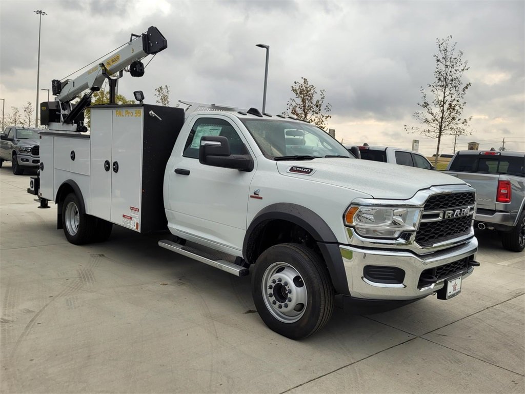 New 2024 RAM 5500 Tradesman image 5