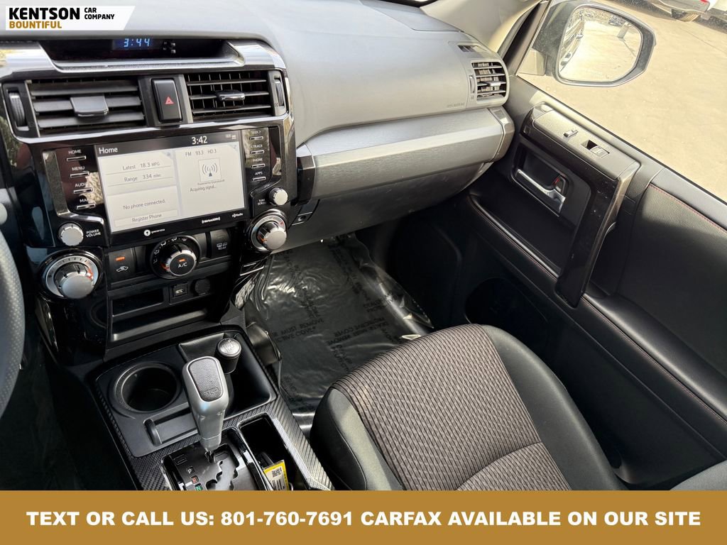 Used 2024 Toyota 4Runner TRD Off-Road image 24
